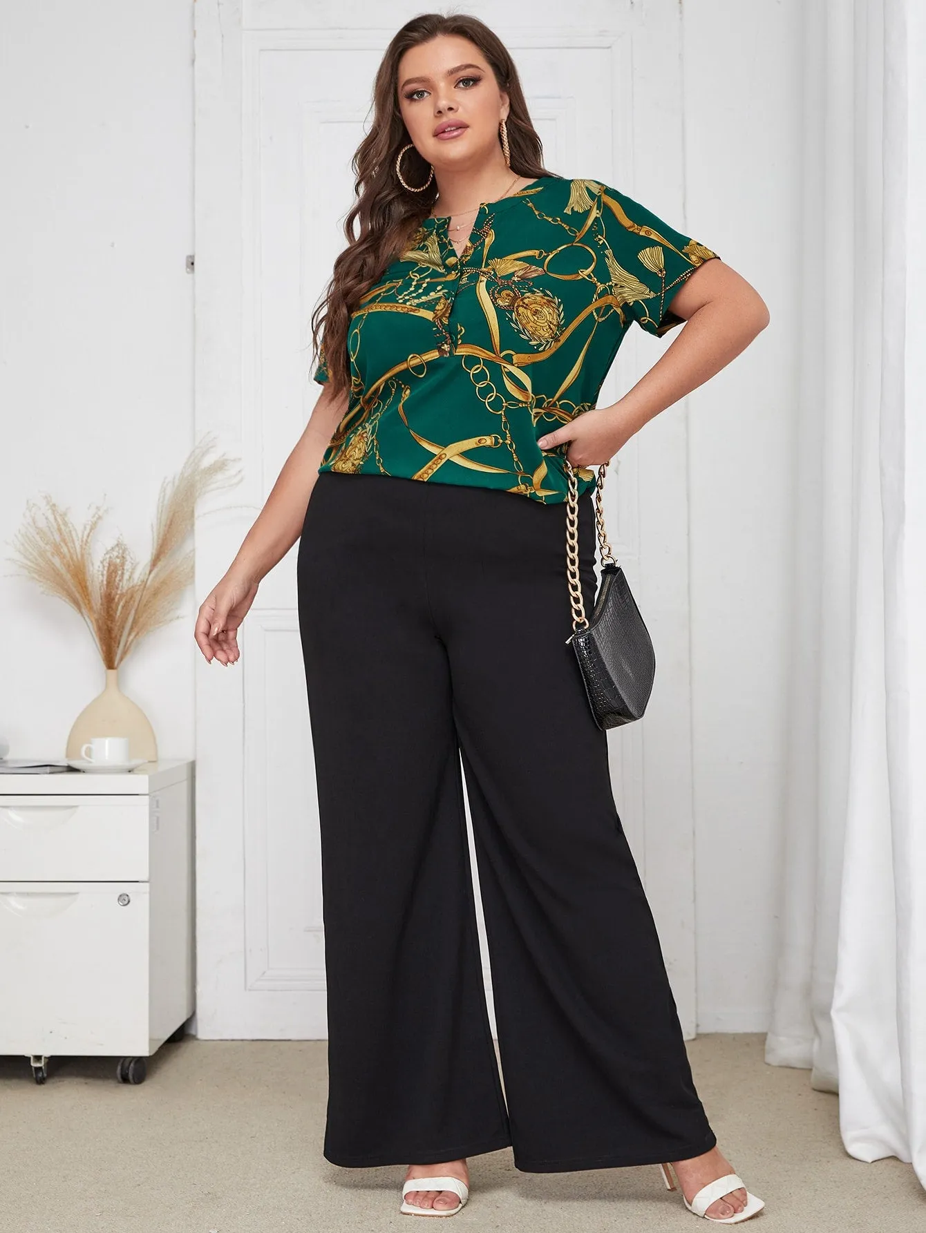 Chain Print Button Short Sleeve Notched Regular Plus Size Blouse