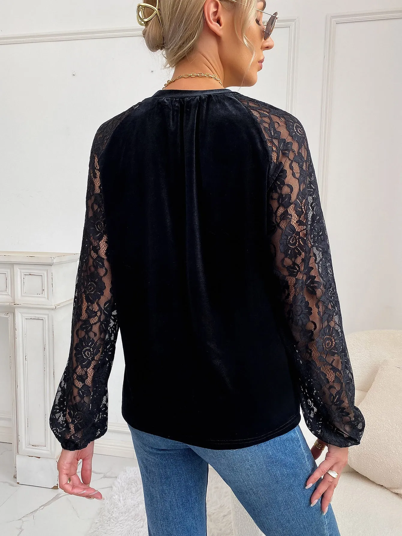 Elegant Plain Contrast Lace Long Sleeve Round Neck Semi-Sheer Regular Women Top