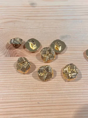 Knotted Shank Button - Gold - 15mm