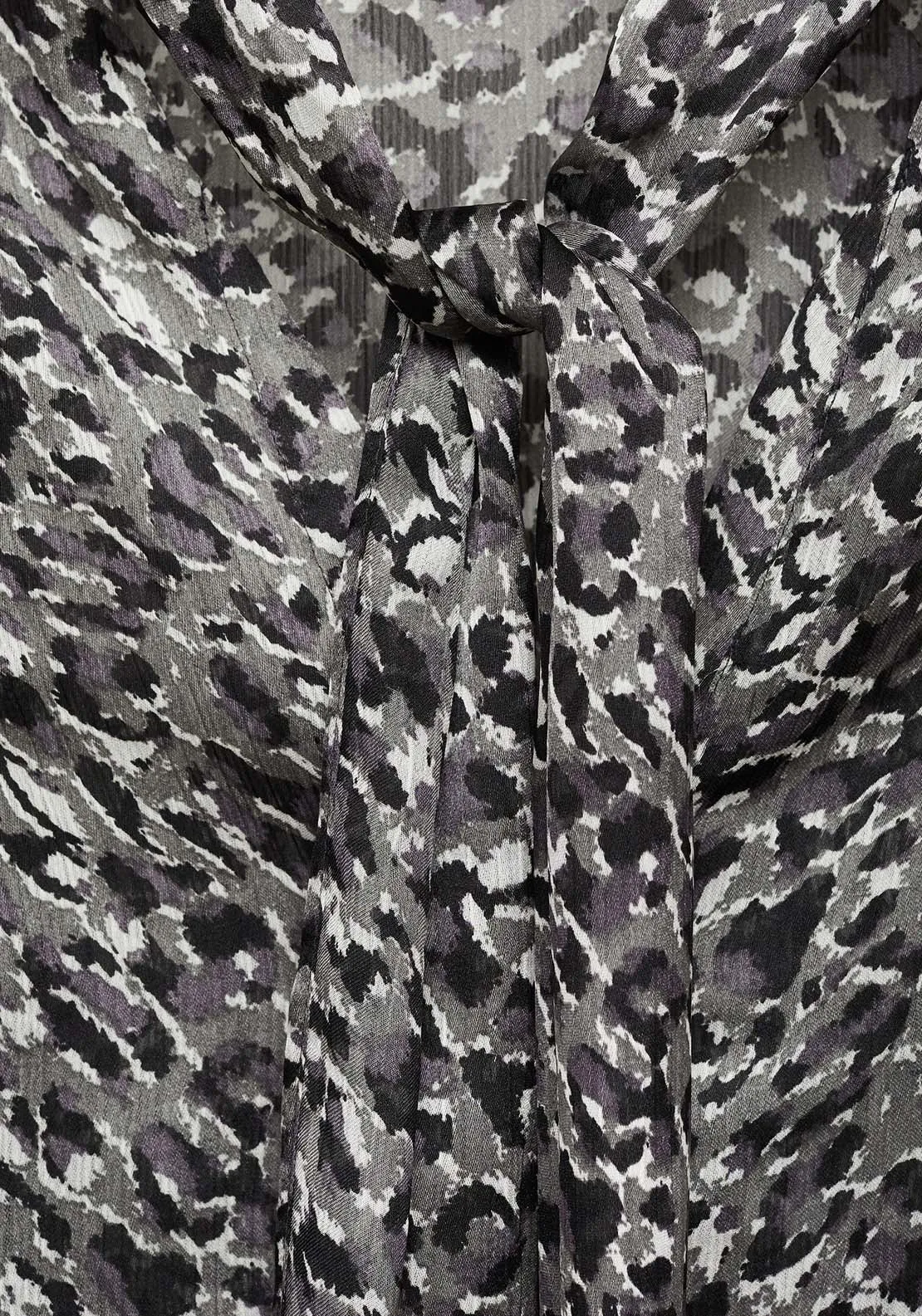 Leopard-print blouse with collar and bow - Black