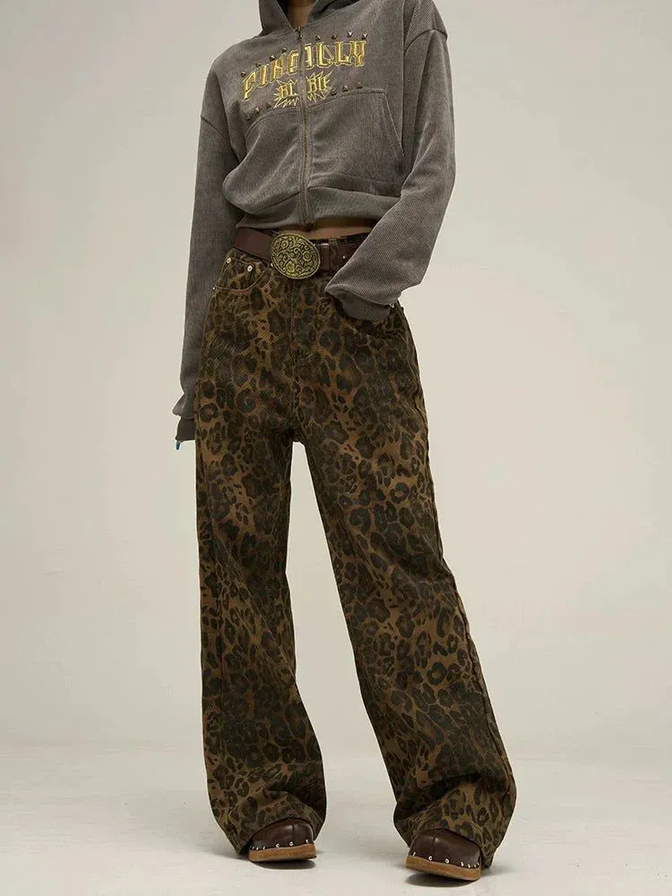 Low-Waist Leopard Print Jeans
