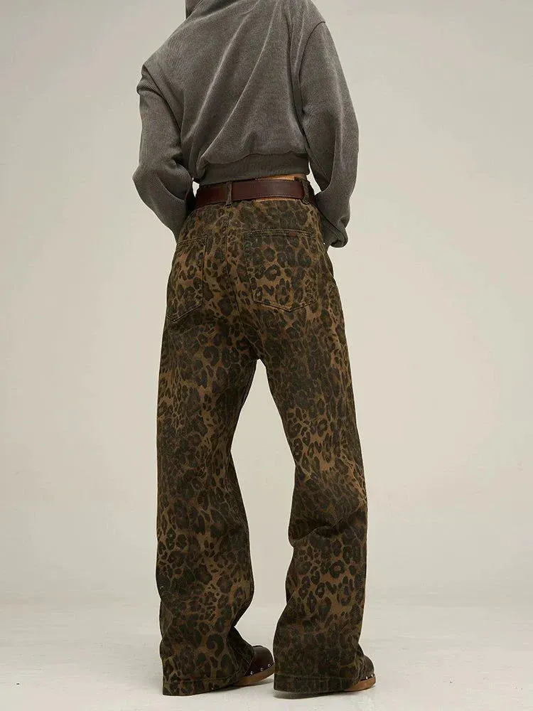 Low-Waist Leopard Print Jeans