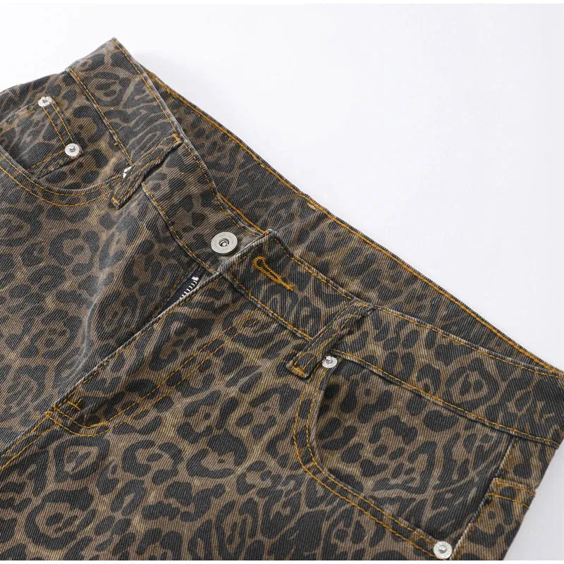 Low-Waist Leopard Print Jeans