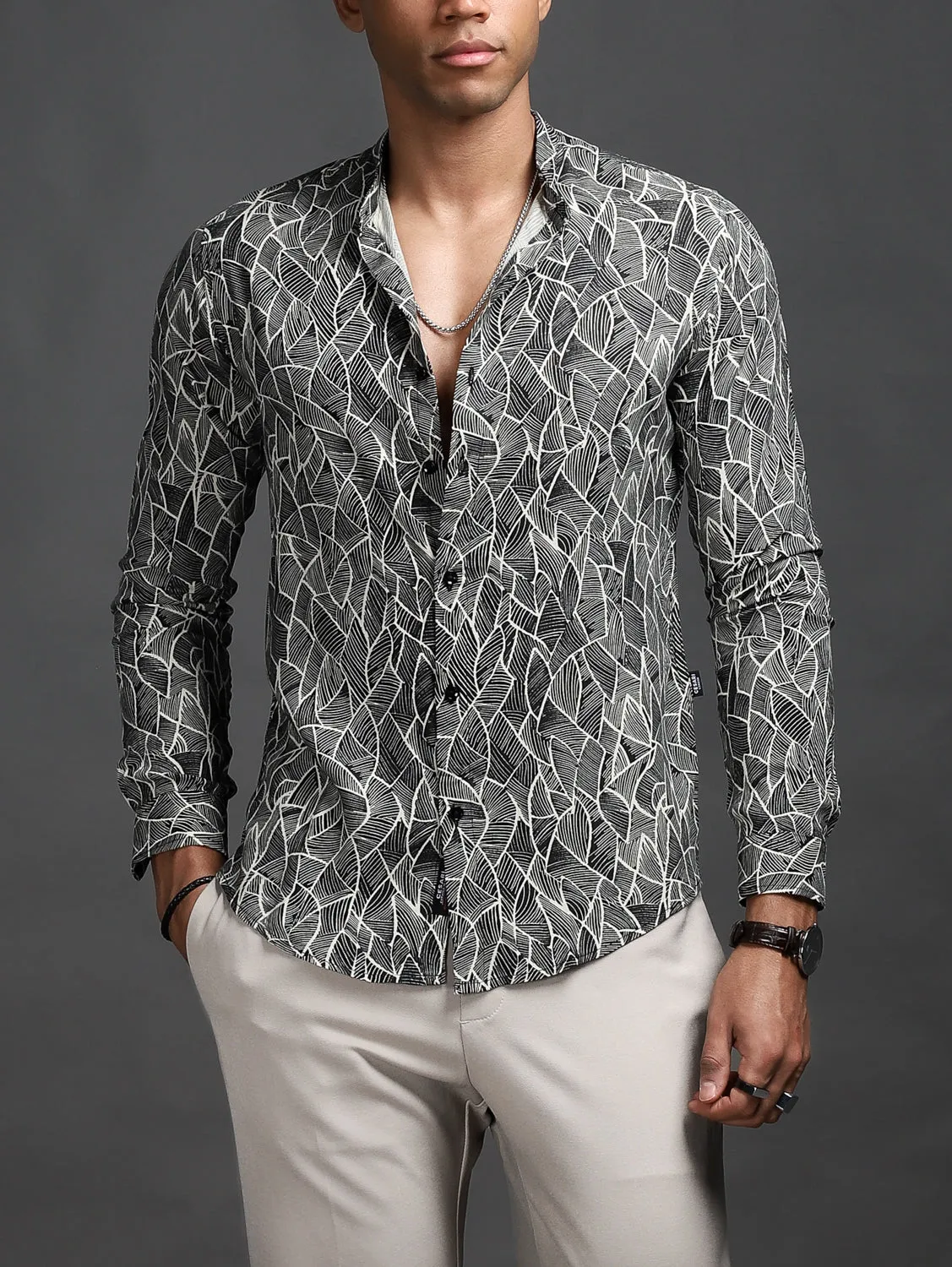 Mandarin Black Graphical Leaf Print