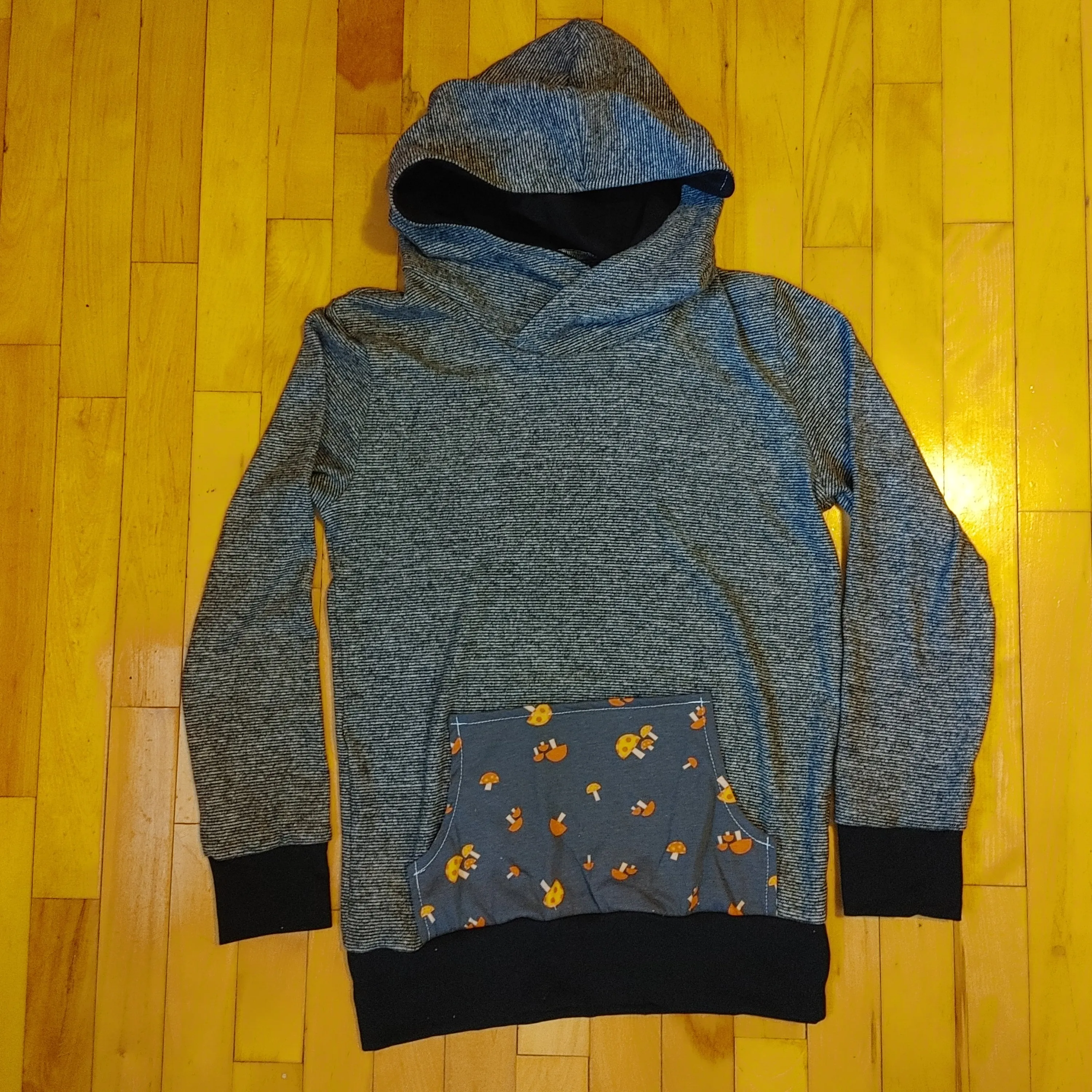 Pinstripe/Shrooms (adult)