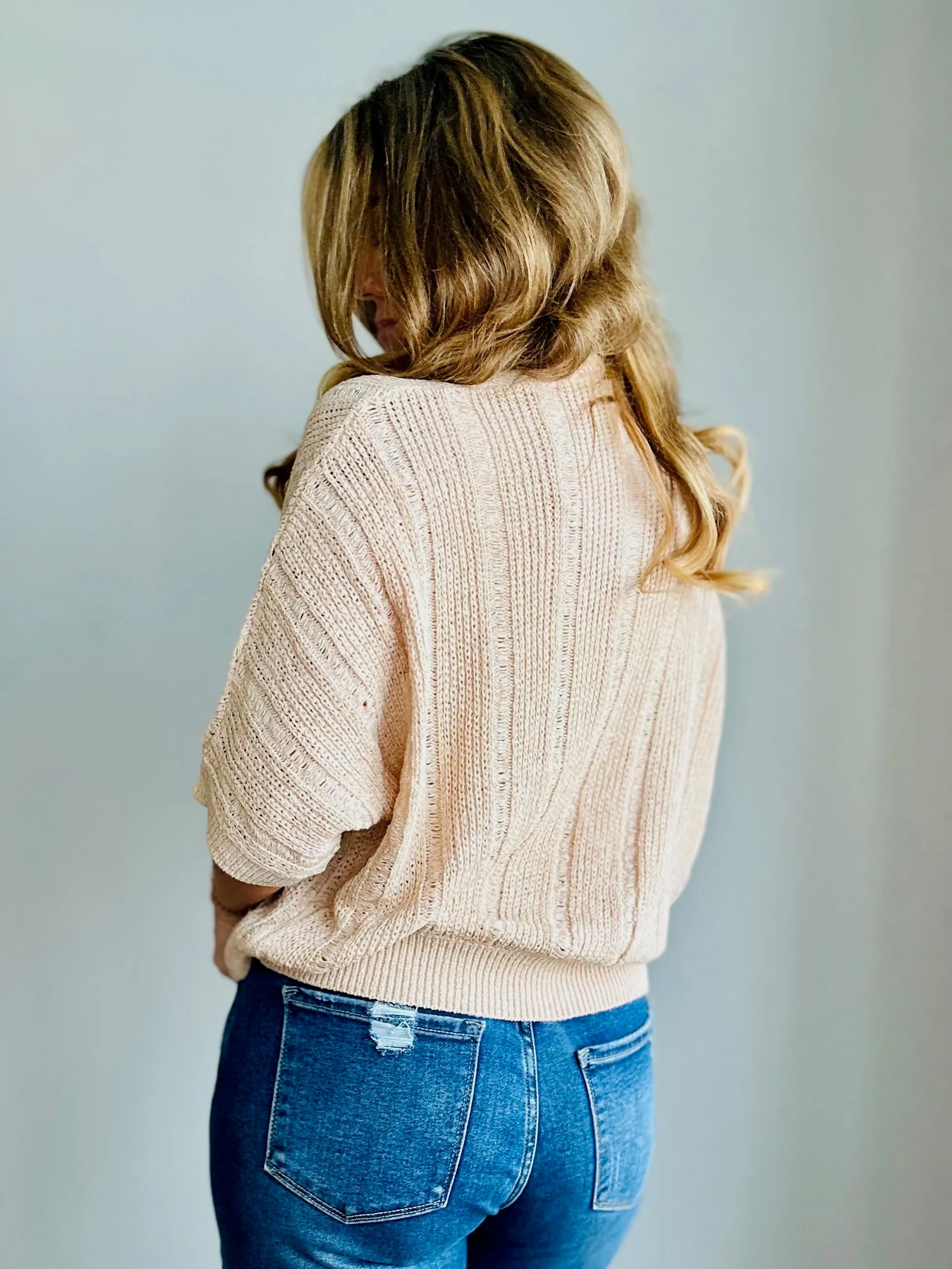 The Effortless Knit Cardigan – Chic, Lightweight & Versatile