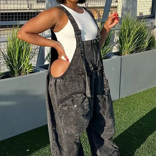 Wide-Leg Jeans with Baggy Halter Pockets