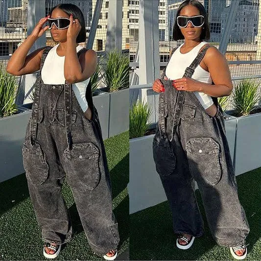Wide-Leg Jeans with Baggy Halter Pockets